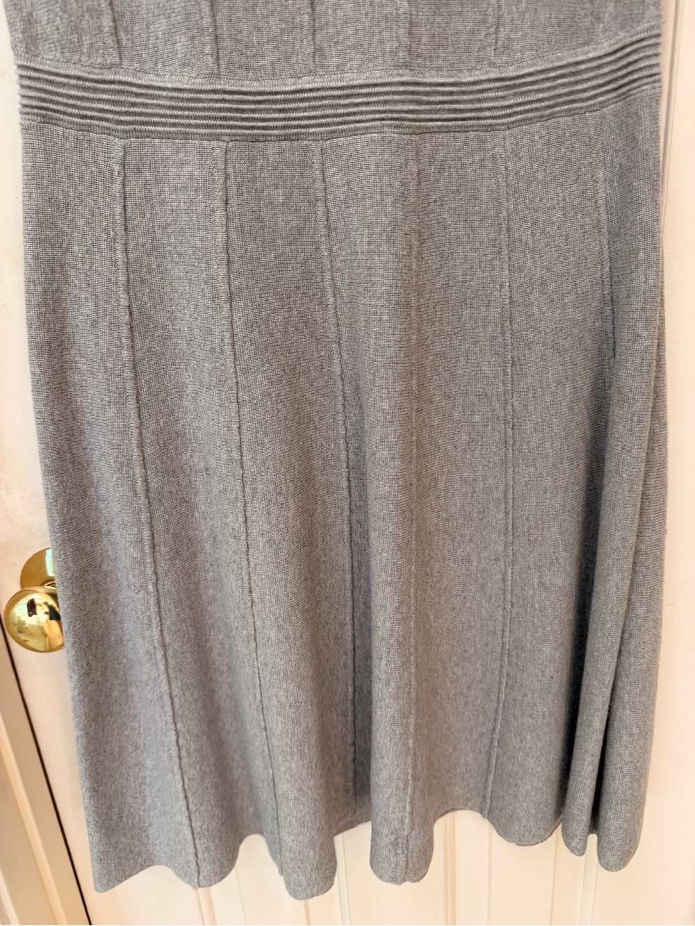 Ann Taylor Sleeveless Knit Sweater Fit-and-Flare Dress in Soft Grey, Size M - Picture 7 of 13